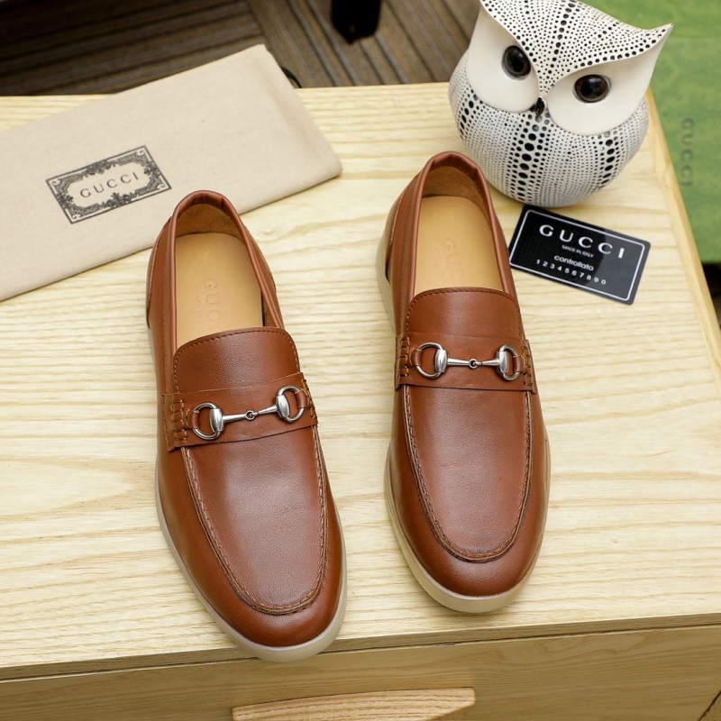 G*u*i leather shoes